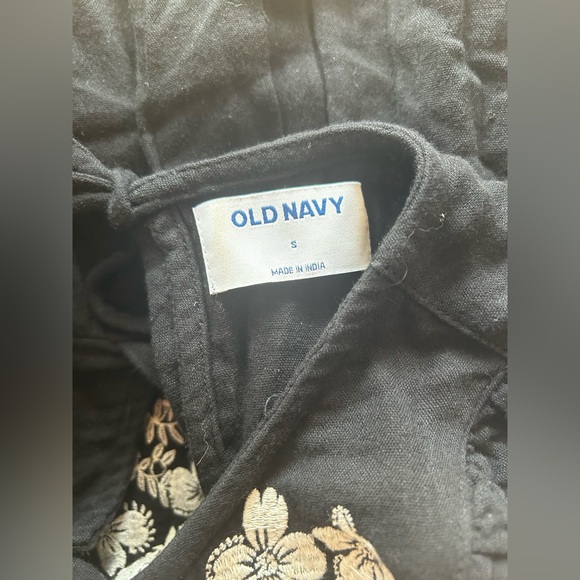 Old Navy Black Dress with White Floral Design - Picture 6 of 8